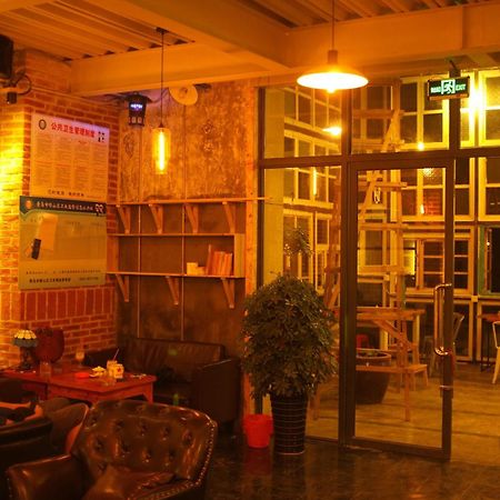Hostel Marina ชิงเต่า ภายนอก รูปภาพ
